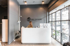 Отель The Cocoon Hostel  Бангкок